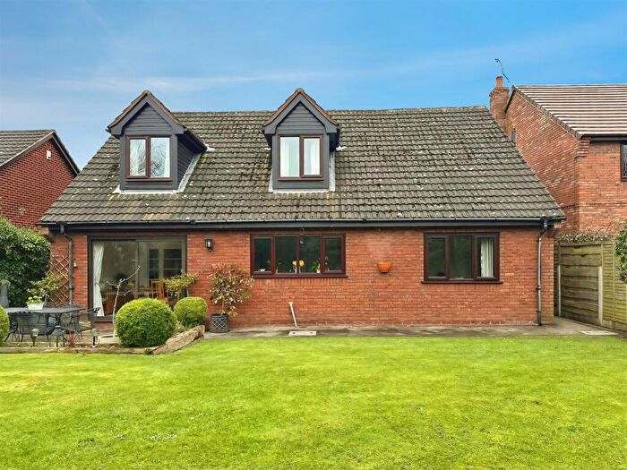 4 Bedroom Detached House For Sale In Tudor Way, Congleton, Cheshire, CW12