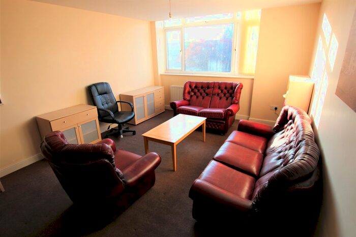 1 Bedroom Property To Rent In Benton Road, Heaton, Newcastle Upon Tyne, NE7