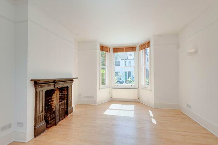 4 Bedroom Terraced House To Rent In Pattison Road, Hampstead, London, NW2
