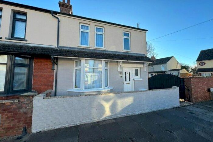 3 Bedroom Property To Rent In Myrtle Road, Bedford, MK42