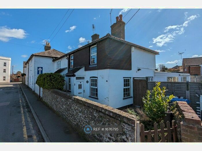 3 Bedroom End Of Terrace House To Rent In Bull Lane, Newington, Sittingbourne, ME9