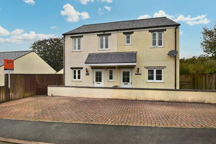 3 Bedroom Semi-Detached House For Sale In Sourton Down, EX20