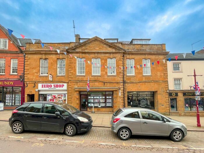 Apartment To Rent In Foundry Court, Daventry, NN11