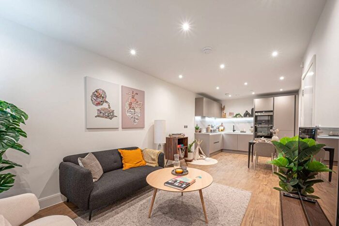 1 Bedroom Flat To Rent In Uncle Colindale, Colindale, London, NW9