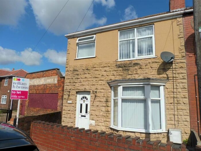 3 Bedroom Semi-Detached House To Rent In Field Road, Stainforth, Doncaster, DN7