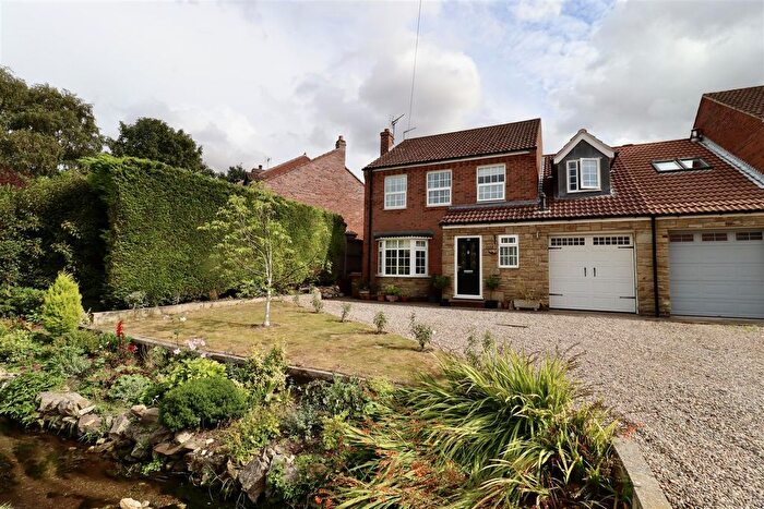 4 Bedroom Semi-Detached House For Sale In Eastgate., North Newbald, York, YO43