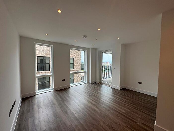 1 Bedroom Property To Rent In Sanday Drive, Colindale, London, NW9