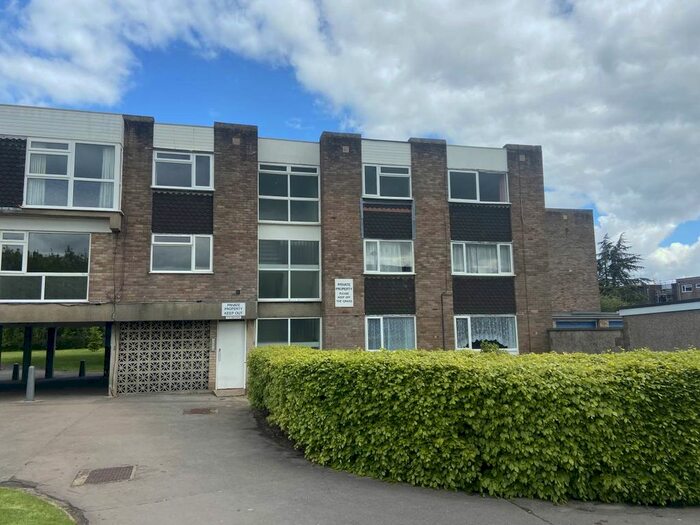 2 Bedroom Flat To Rent In Abbotswood, Yate, Bristol, BS37