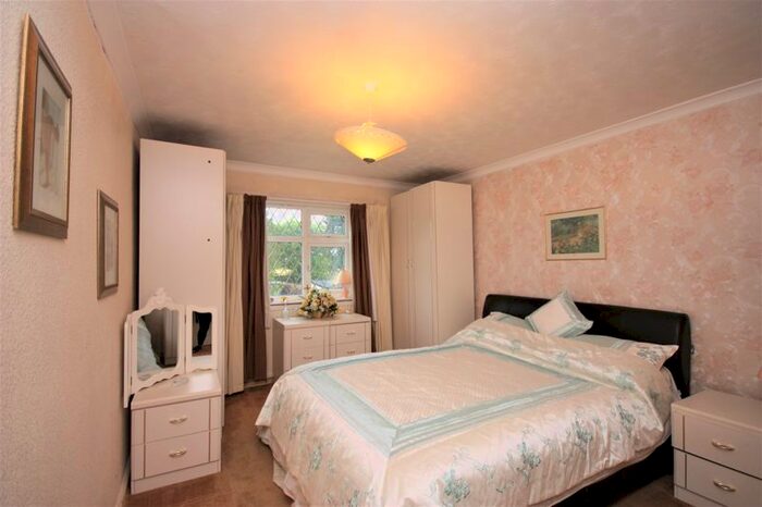 4 Bedroom Link Detached House For Sale In Halsham, Hull HU12