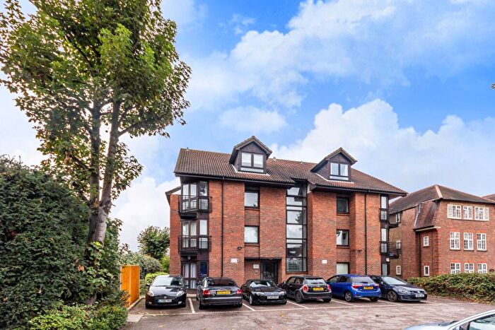 1 Bedroom Flat To Rent In Croydon Road, Dukes Court, BR3