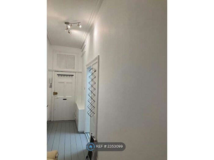 1 Bedroom Flat To Rent In Old Brompton Road, London, SW5
