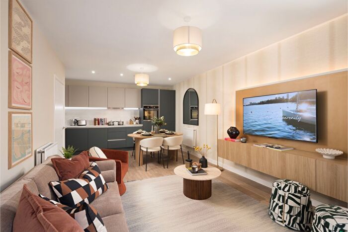 2 Bedroom Flat For Sale In "Hornsea" At Crawley Down Road, Felbridge, RH19