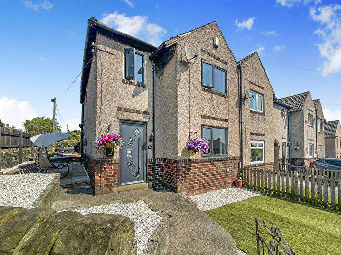 3 Bedroom Semi-Detached House For Sale In Scar Lane, Golcar, Huddersfield, Kirklees, HD7
