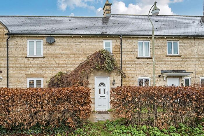 3 Bedroom Terraced House For Sale In Campion Way, Witney, OX28