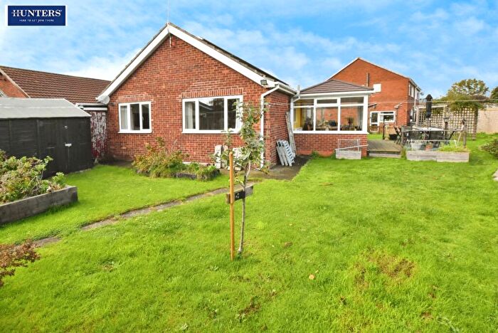 2 Bedroom Detached Bungalow For Sale In Laburnum Avenue, Scunthorpe, DN15