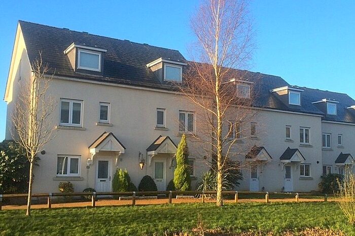 4 Bedroom Town House To Rent In The Moors, Watercolour, Redhill, RH1