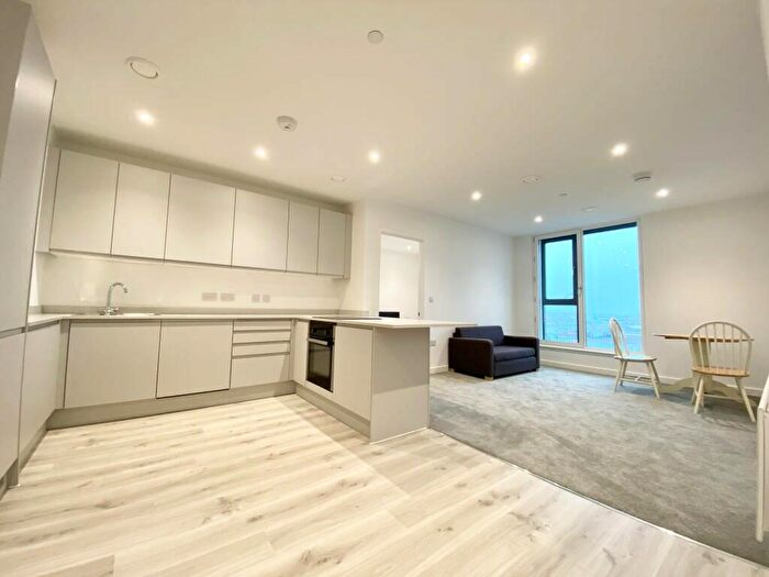 2 Bedroom Flat To Rent In Trafford Park, Wharf End, Manchester, Greater Manchester, M17