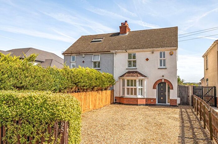 3 Bedroom Semi-Detached House For Sale In Wootton Road, Kempston Rural, MK43