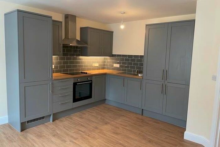 2 Bedroom Flat To Rent In Victoria Place, Haverfordwest, SA61