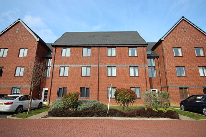 2 Bedroom Flat To Rent In Kirkistown Close, Rugby, CV21