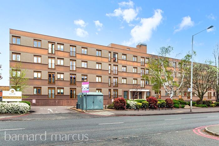 2 Bedroom Flat To Rent In London Road, Cheam, Sutton, SM3