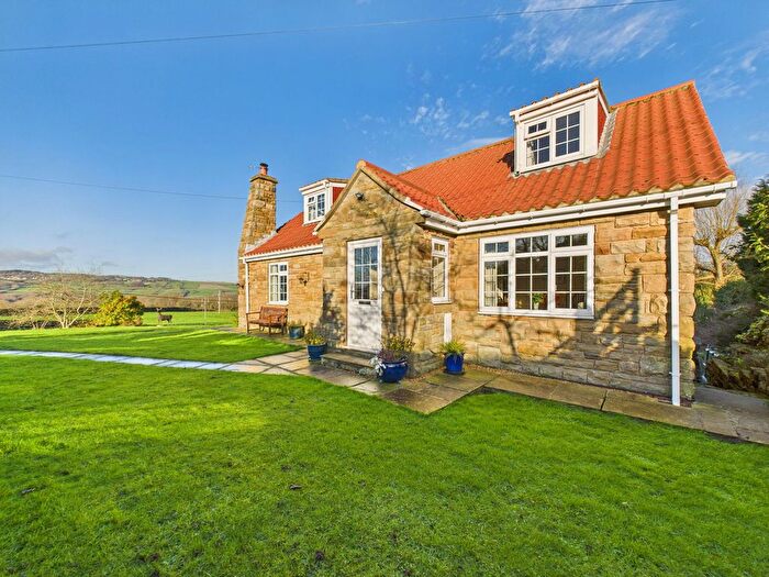 3 Bedroom Bungalow For Sale In Ugglebarnby, Whitby, YO22