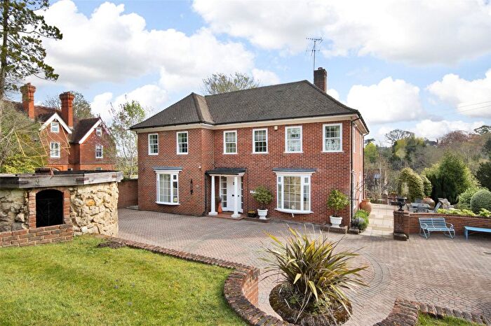 4 Bedroom Detached House For Sale In Oakhill Road, Sevenoaks, Kent, TN13