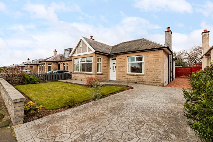 3 Bedroom Detached Bungalow For Sale In Durham Avenue, Edinburgh, EH15