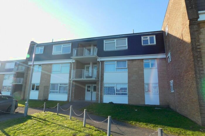 2 Bedroom Flat To Rent In Harkwood Court, Manton Road, Poole, Dorset BH154Pn BH15