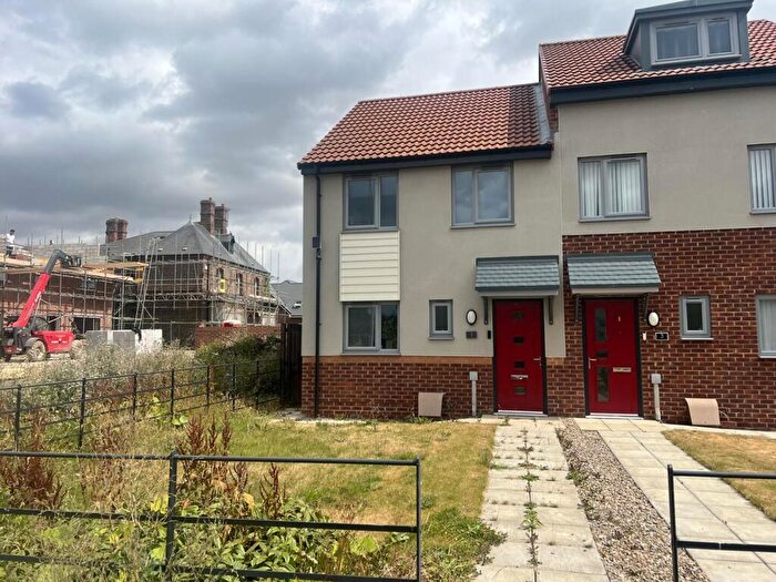 3 Bedroom Semi Detached House For Sale In John Williams Boulevard, Darlington, DL1