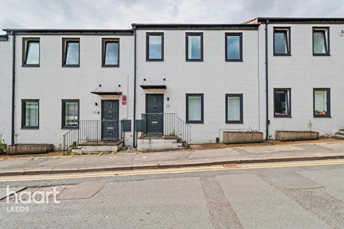 4 Bedroom Terraced House For Sale In Lower Brunswick Street, Leeds, LS2