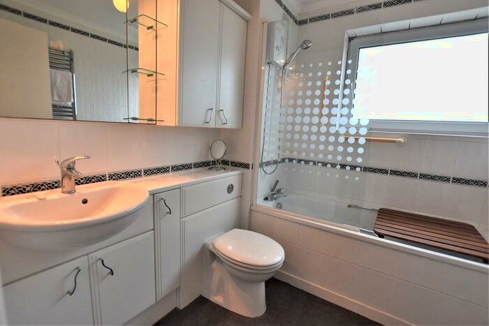 2 Bedroom Apartment To Rent In Alfred Road, Cromer, NR27