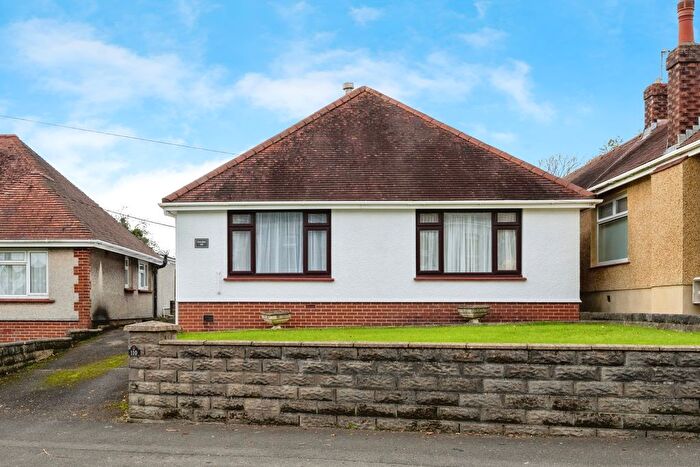 2 Bedroom Bungalow For Sale In Coalbrook Road, Grovesend, Swansea, SA4
