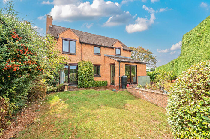 4 Bedroom Detached House For Sale In Blackthorn End, Cheltenham, Gloucestershire, GL53