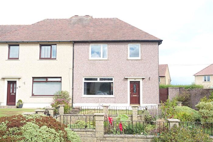 3 Bedroom Property For Sale In Hadrian Way, Bo'ness, EH51