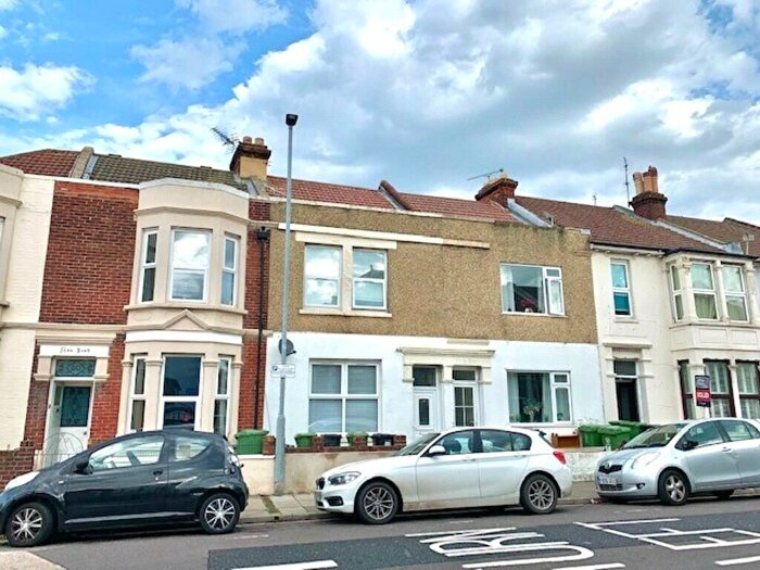 2 Bedroom Flat To Rent In Derby Road, Portsmouth, Hampshire, PO2