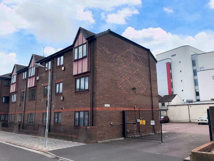 1 Bedroom Flat To Rent In St. Peters Street, Cardiff, CF24