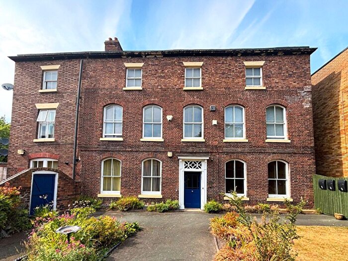 2 Bedroom Flat For Sale In Plough Road, Wellington, Telford, Shropshire, TF1