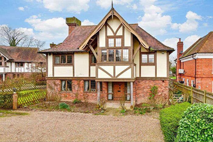 5 Bedroom Detached House For Sale In Nackington Road, Canterbury, Kent, CT4