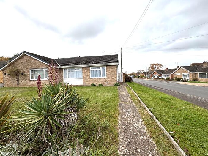 2 Bedroom Bungalow To Rent In Eardley Avenue, Andover, Andover, SP10