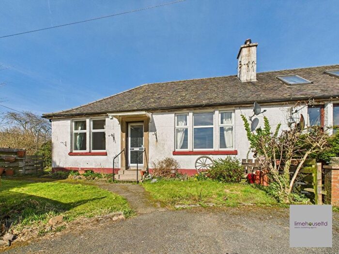 2 Bedroom Cottage To Rent In Tarth Crescent, Blyth Bridge, EH46