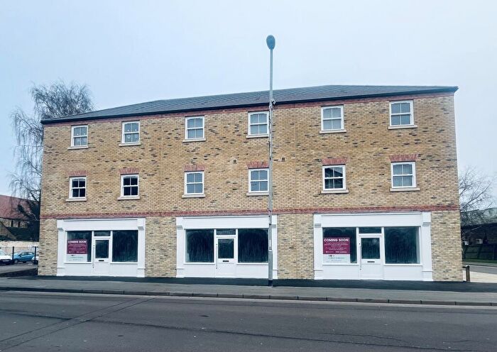 2 Bedroom Apartment To Rent In Abbeygate Court, March, PE15