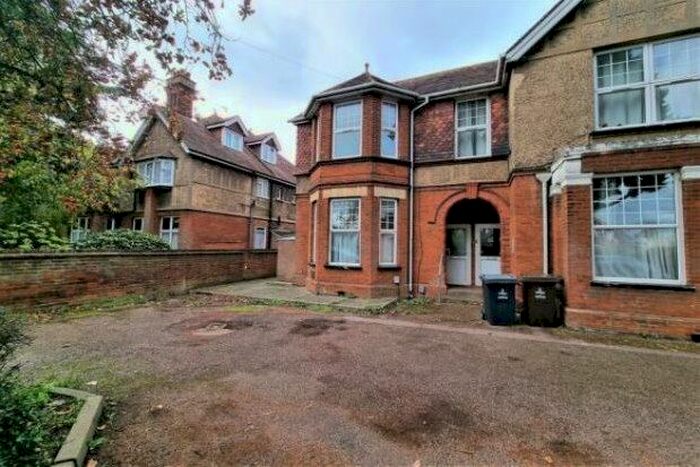 1 Bedroom Flat To Rent In Purcell Court, Stevenage, SG1