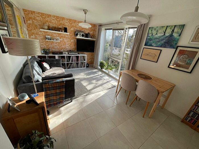 1 Bedroom Flat For Sale In Dudley Court, Carlton Road, Whalley Range, Manchester., M16