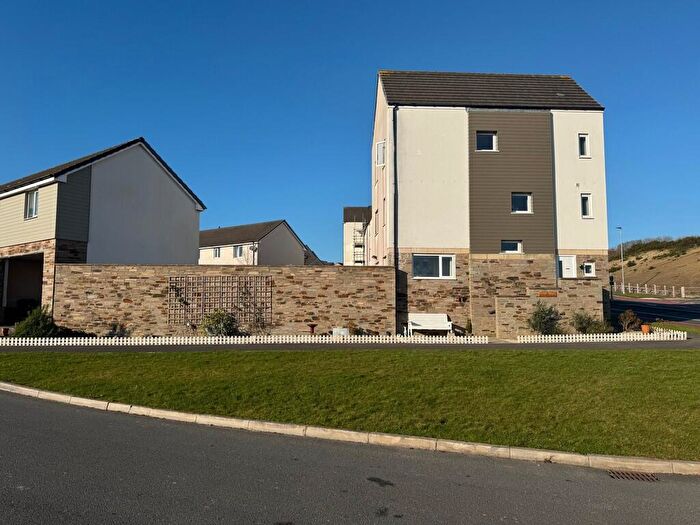 4 Bedroom End Of Terrace House For Sale In Sandpiper Road, Derriford. Gorgeous / Bed Family Home., PL6