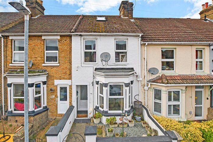 3 Bedroom Terraced House For Sale In Rock Road, Sittingbourne, Kent, ME10