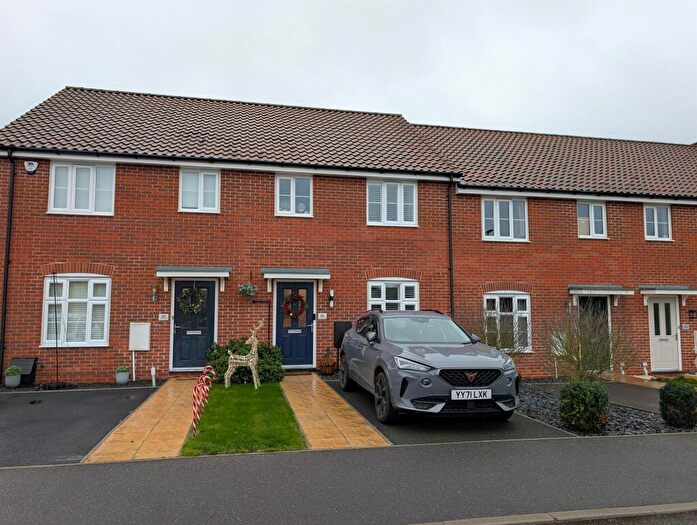 3 Bedroom Semi Detached House For Sale In Tynan Crescent, Stowmarket, IP14