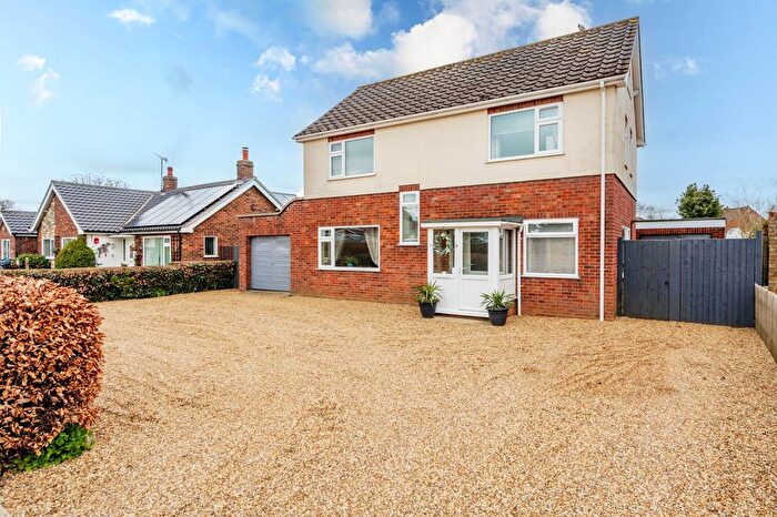 3 Bedroom Detached House For Sale In Spenser Avenue, North Walsham, NR28