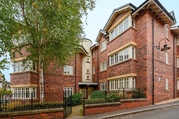 2 Bedroom Flat For Sale In St Catherines Court, Holgate, York, YO24