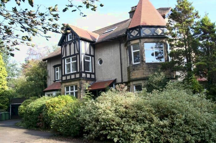 2 Bedroom Flat To Rent In Park Avenue, Roundhay, Leeds LS8